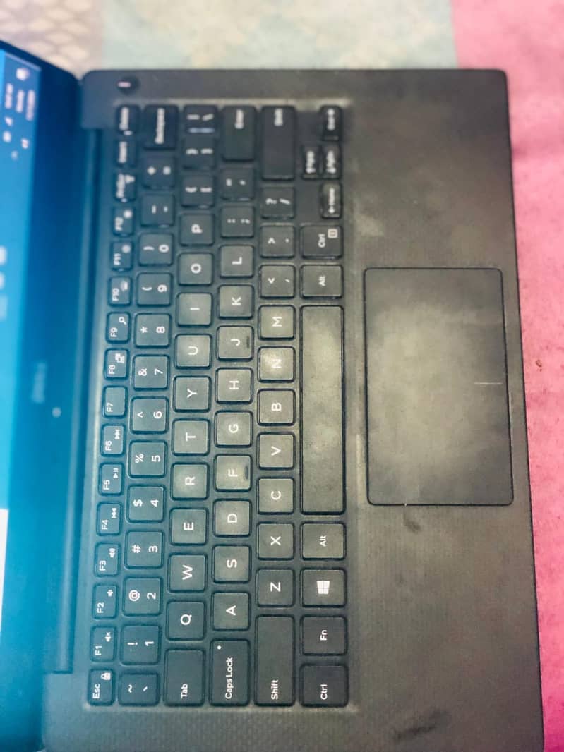 Dell XPS 13 9360 4