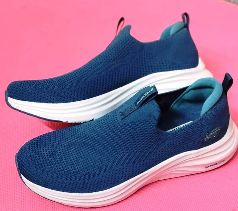 Original SKECHERS (Vapor Foam) 2