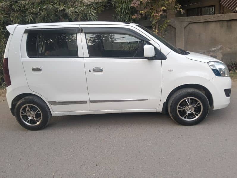 Suzuki Wagon R 2017 7