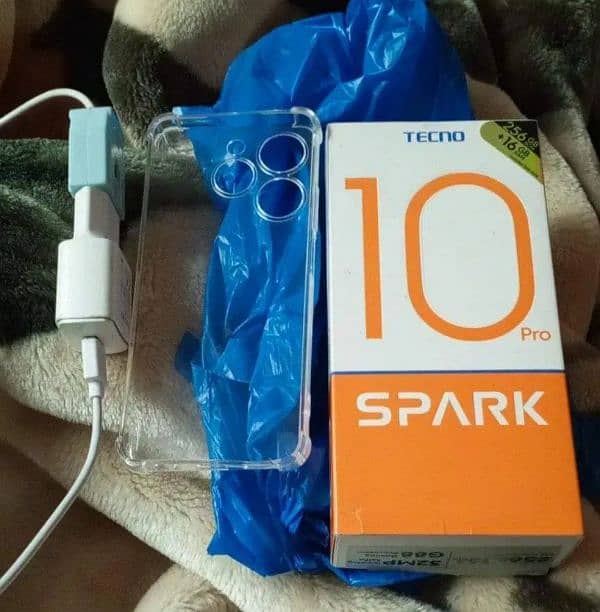 Tecno sparx 10 pro 8/256 0