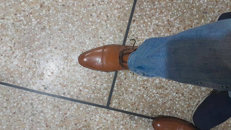 100% Leather Shoes for Sale 5