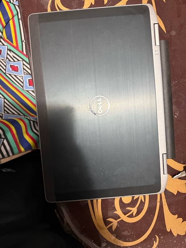 Dell Latitude E6320 2