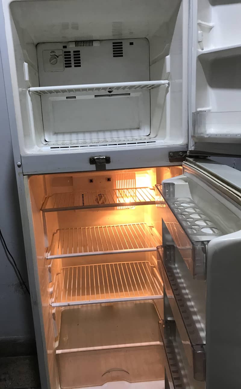 LG Fridge for sale 4