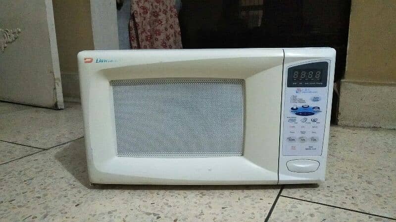 Dawlance Microwave oven 1