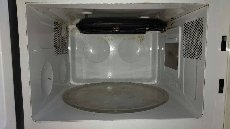 Dawlance Microwave oven 6