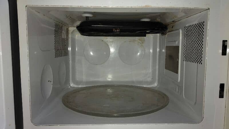 Dawlance Microwave oven 7