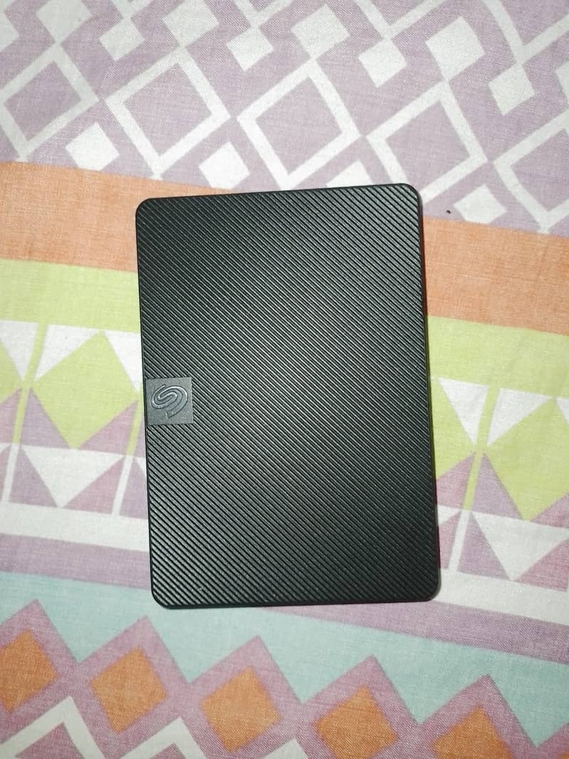 Seagate Expansion Portable Hard Drive 3.0 2TB 0