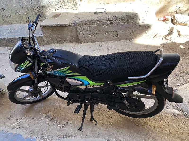 Honda 100 bike 3