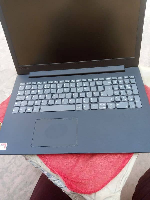 Lenovo Ideapad V145 - AMD A6 - 4/128 2