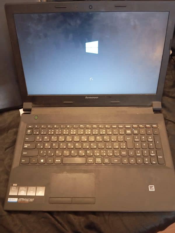 Lenovo B50-30 1