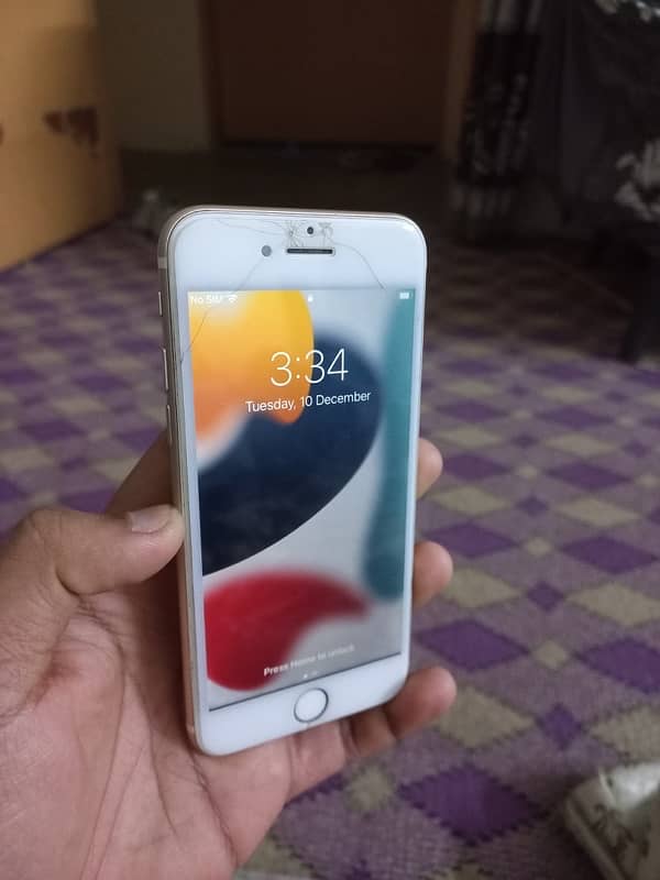 selling Iphone 7 128gb non pta Jv 1