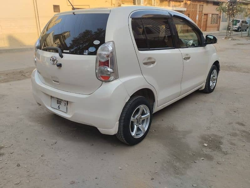 Toyota Passo 2013 2