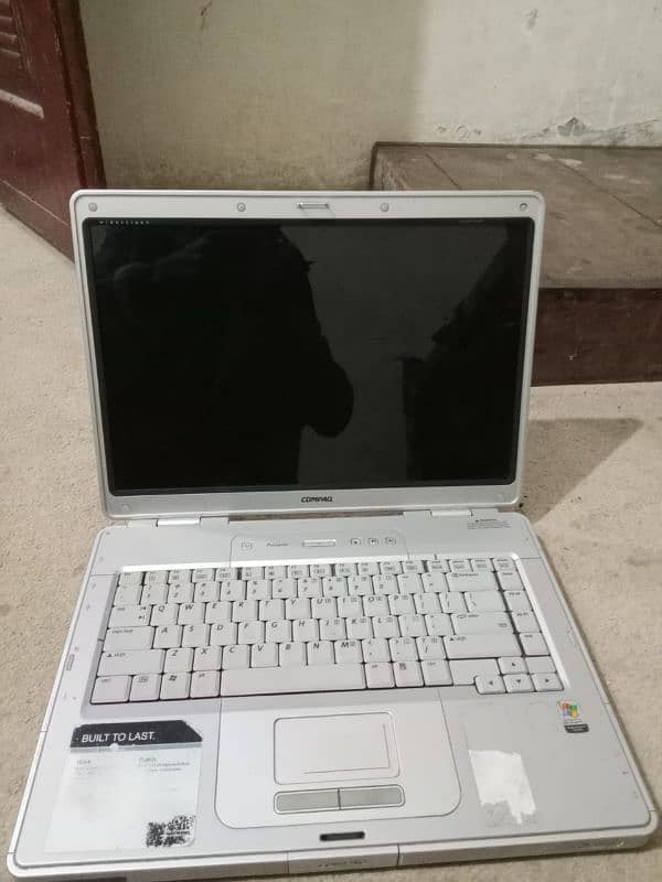 Hp compaq laptop 4