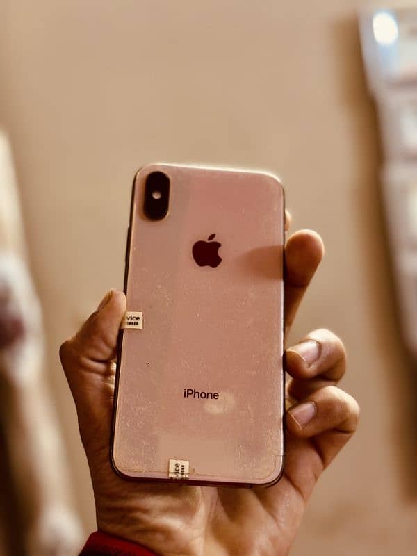 IPHONE XS GOLD COLOR 64 GB 10/10 CONDITION JV 0