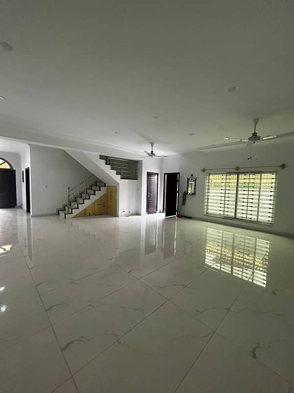 1 kanal ultra modren brand new white palace for rent in bahria town phase 7 rawalpindi 11