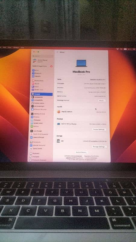 MacBook pro 15 inc 16 GB ram 250gb hard disk 11