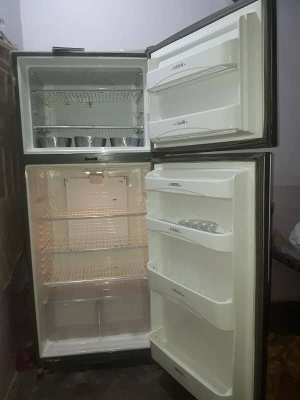 "Dawlance" full size fridge in good condition 1