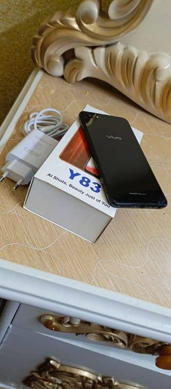 Vivo Y83  6/128 New Condition Home use 7