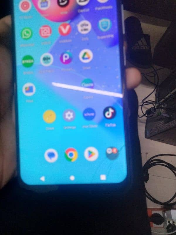 vivo y20 4 64 gb with box (read add) 1