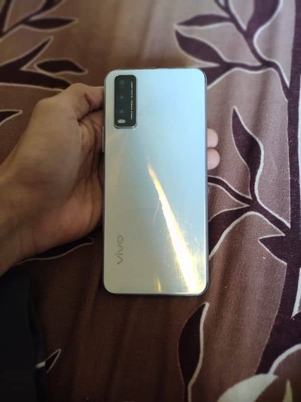 vivo y20 4 64 gb with box (read add) 2