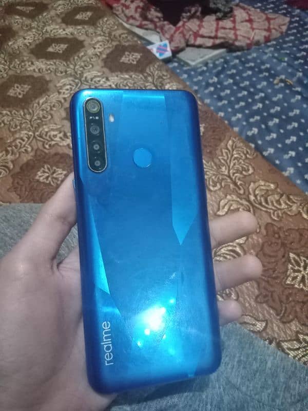 realme C5 0