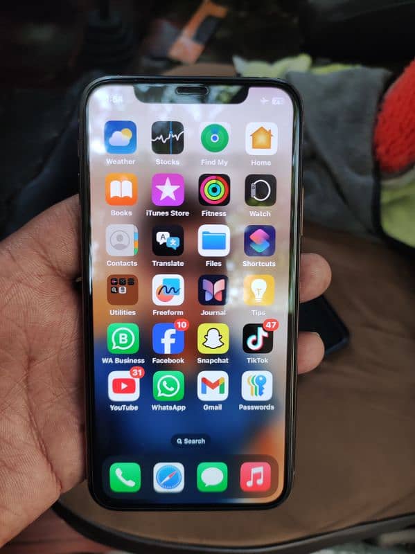 iPhone xs 1