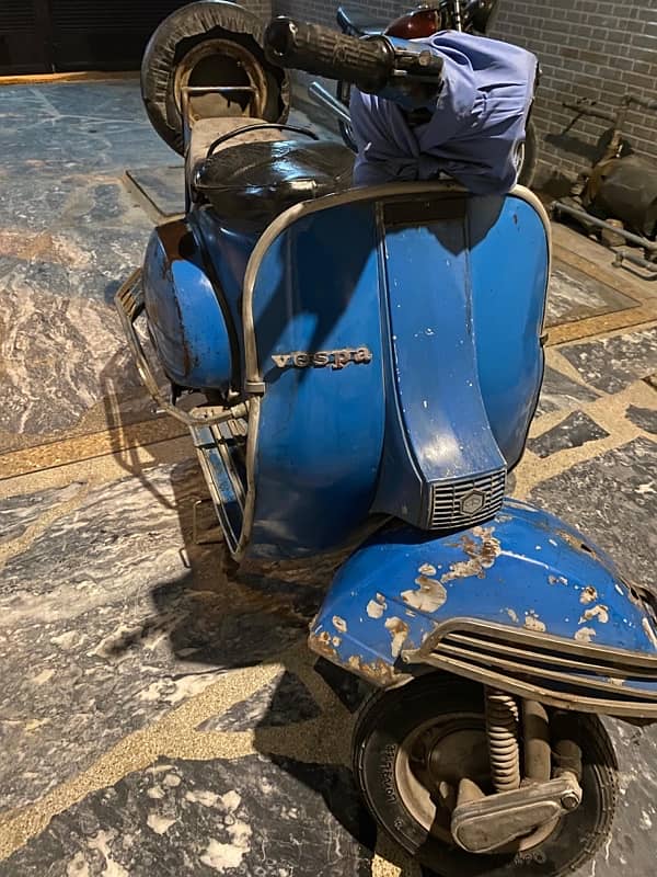 Genuine Vespa urgent sale 0