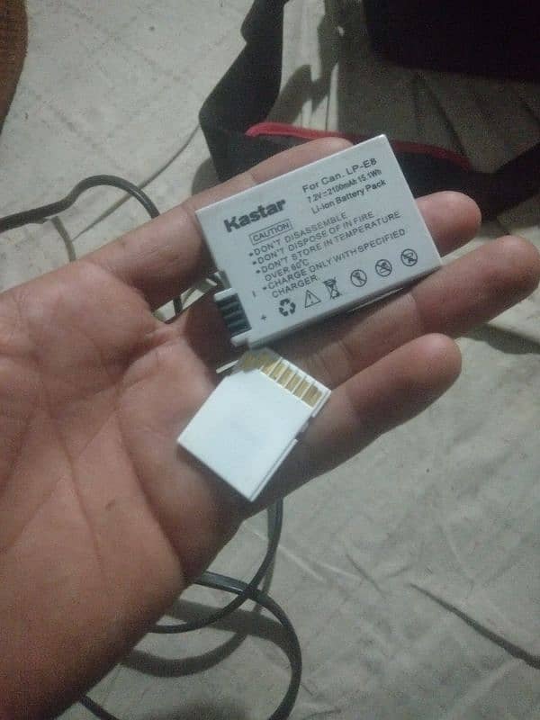 Canon 700 d ki batri charger bage  and card 0