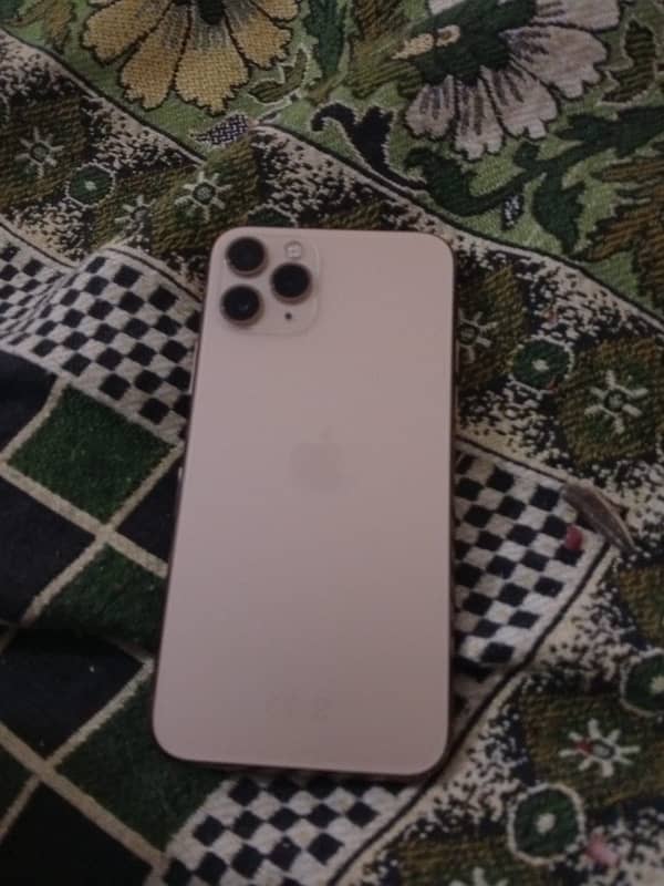 Iphone 11 pro Gold 0