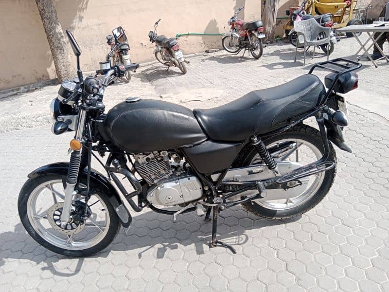 Suzuki 150 se 5