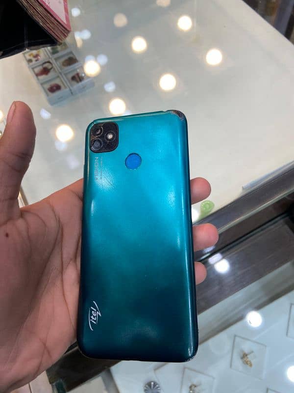 itel vision 1.2/ 32 gb Whatsapp number 03473174075 0