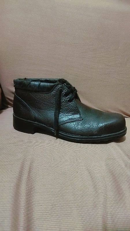 Leather Shoes/ Boots for Men 42/8 0