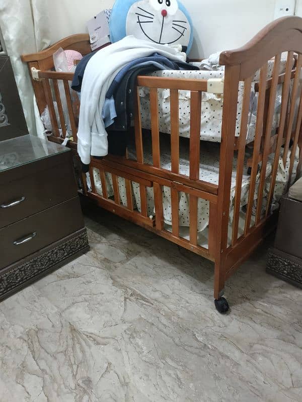 Baby cot bed 0