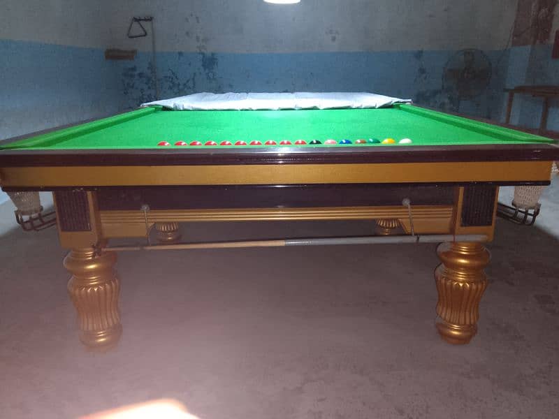 Snooker Table For Sale and Equipment 0