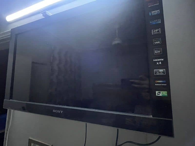 Sony Bravia Ex 300 With box 2