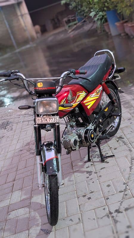 Honda CD 70 black 2020 model 2