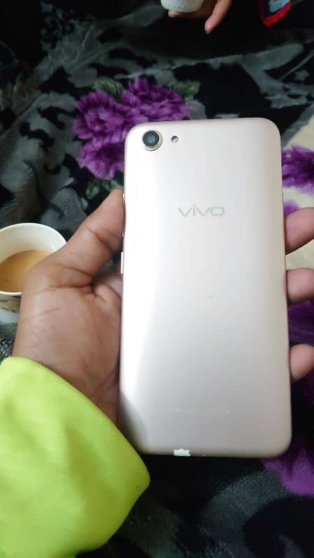 vivo y19s 1