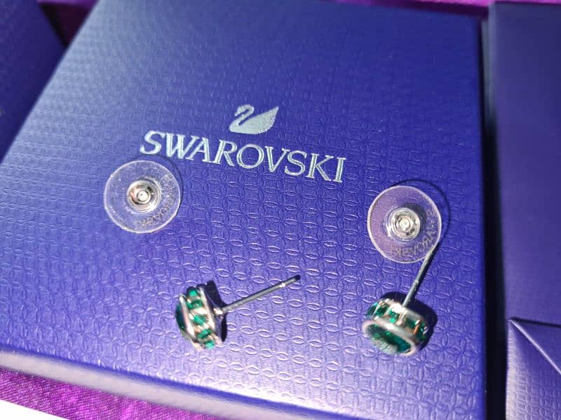 swarovski pendant, ring, necklace, bracelet and studs 0326 0777588 4