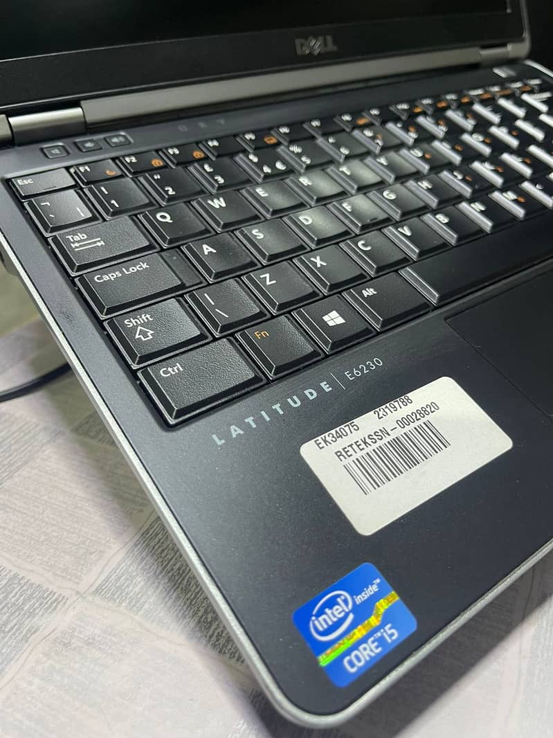 Dell Latitude E6230 (0322-8832611) 2