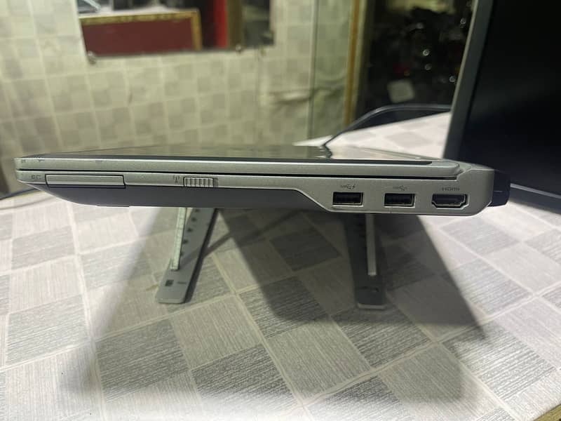 Dell Latitude E6230 (0322-8832611) 7