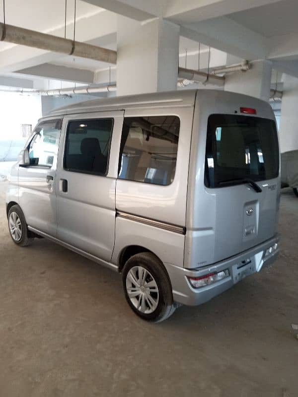 Daihatsu Hijet 2019 3