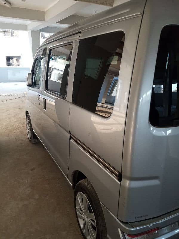 Daihatsu Hijet 2019 4