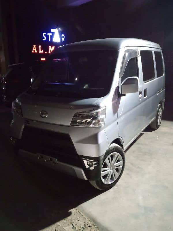 Daihatsu Hijet 2019 10