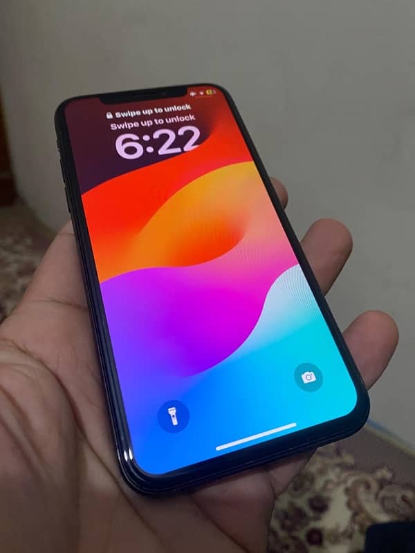 iPhone XS 0