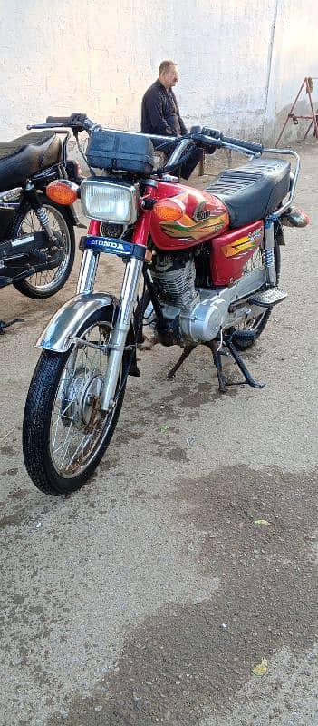 UNITED 125 cc 2021 MODEL 4