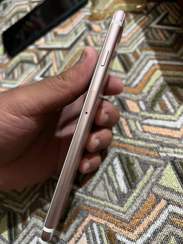 IPhone 7plus / PTA approved /128GB All ok 9