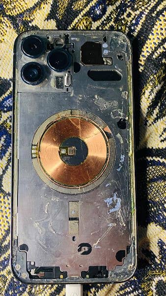 iphone 13pro max back and LCD damage 0