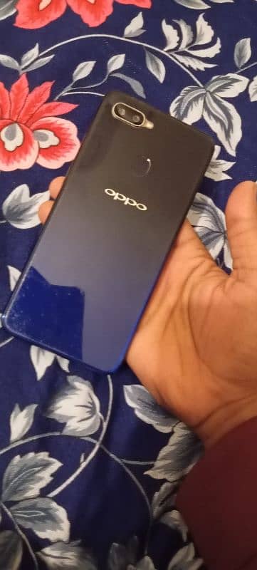 Oppo F9 4