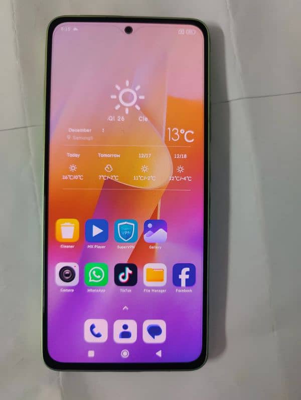 Xiaomi redmi note 13  8/256.9 month warranty. 4