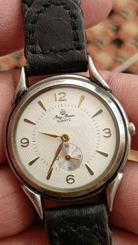 SEIKO QUARTZ WATCHES. . 16